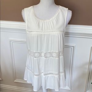 Anthropologie ivory lace top with tie back Medium